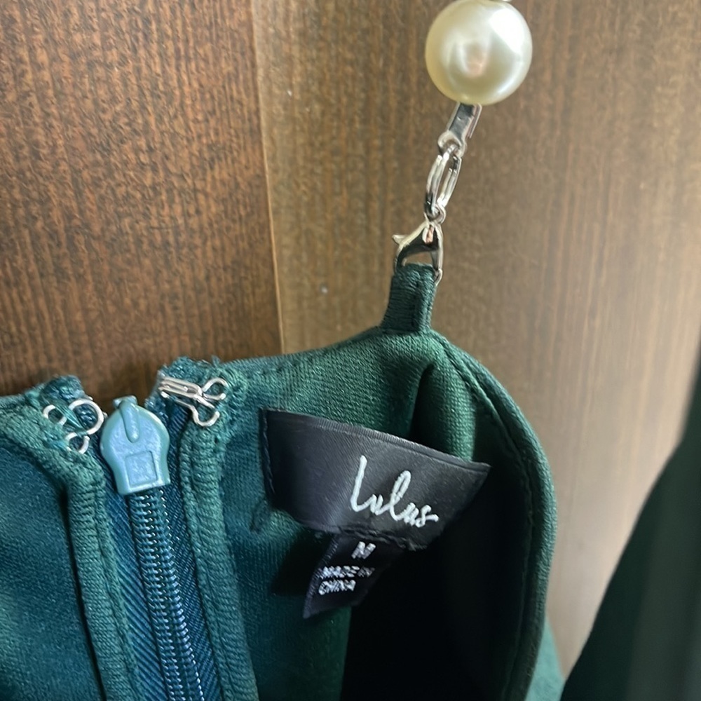 Lulu’s She's Extra Emerald Green Pearl Strap Bodycon Mini Dress Size Medium - Picture 6 of 10